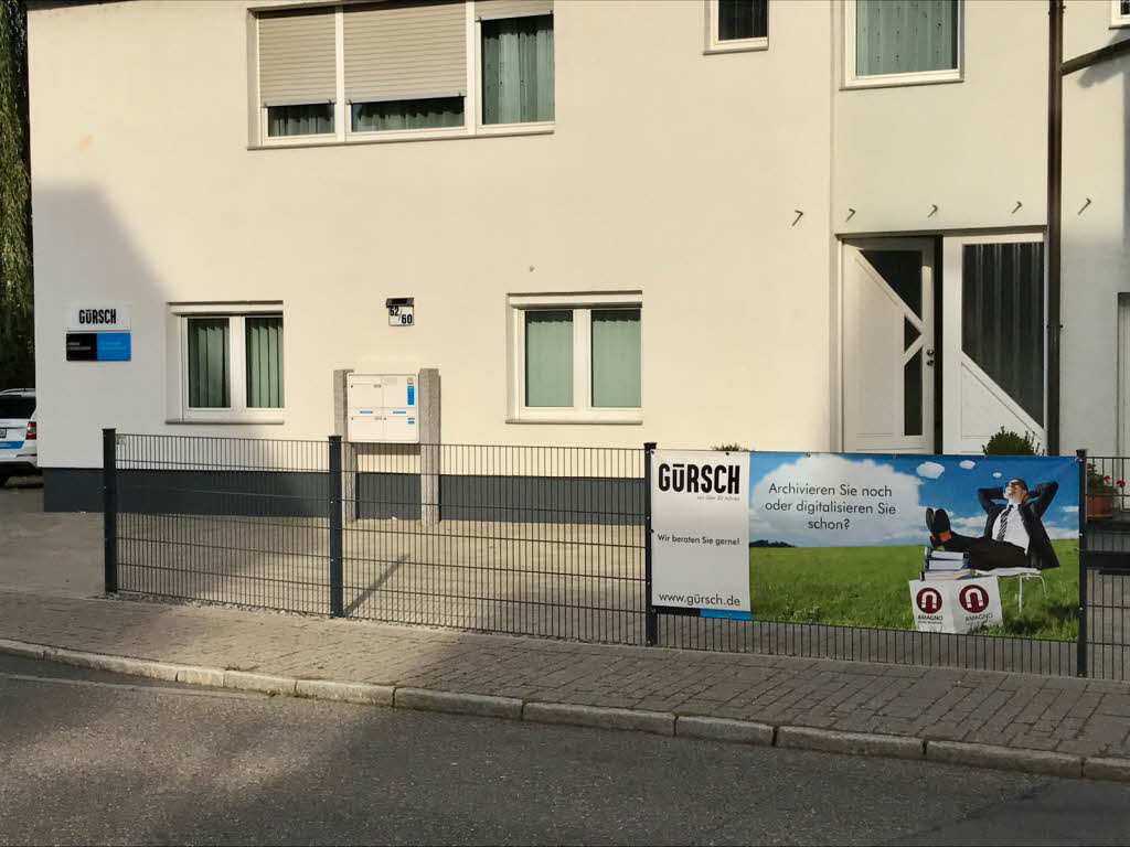 Außenwerbung von AMAGNO bei der Gürsch GmbH