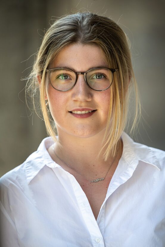 KatharinaKoetter.JPG 554x830 - Startseite