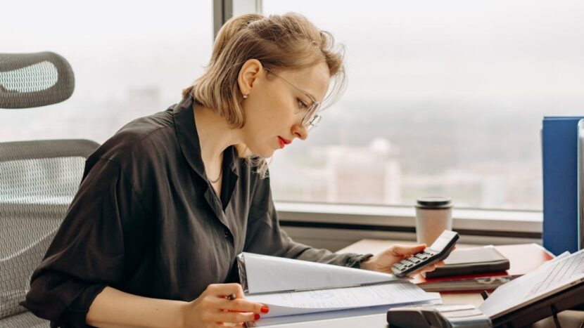 DMS Oeffentliche Verwaltung 1 830x467 - Branchen